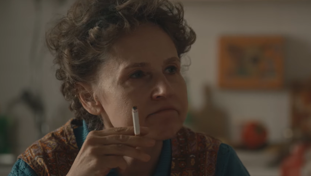 BELO SE PERE NA DEVEDESET